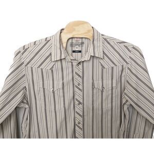 Vintage 1990’s Guess Diamond Pearl Snap Skully Style Shirt Mens XXL‎